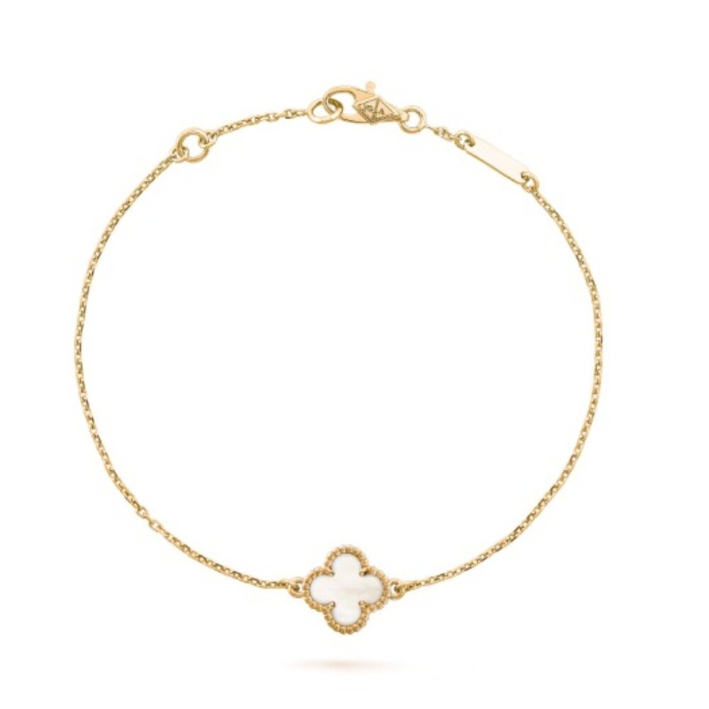 Van Cleef & Arpels Sweet Alhambra bracelet 100% Authentic 🦋